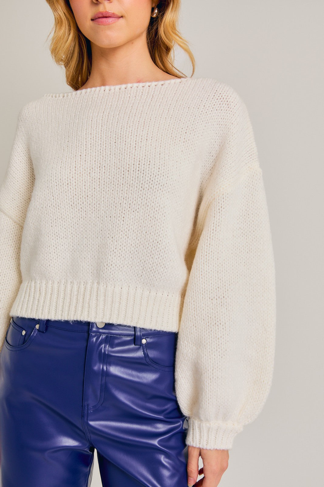 BOAT NECK SWEATER