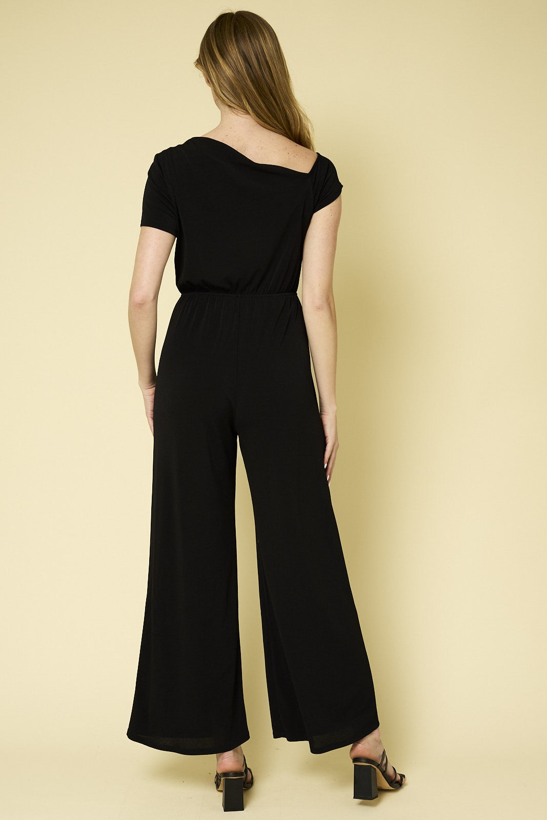 ONE SHOULDER JUMPSUIT