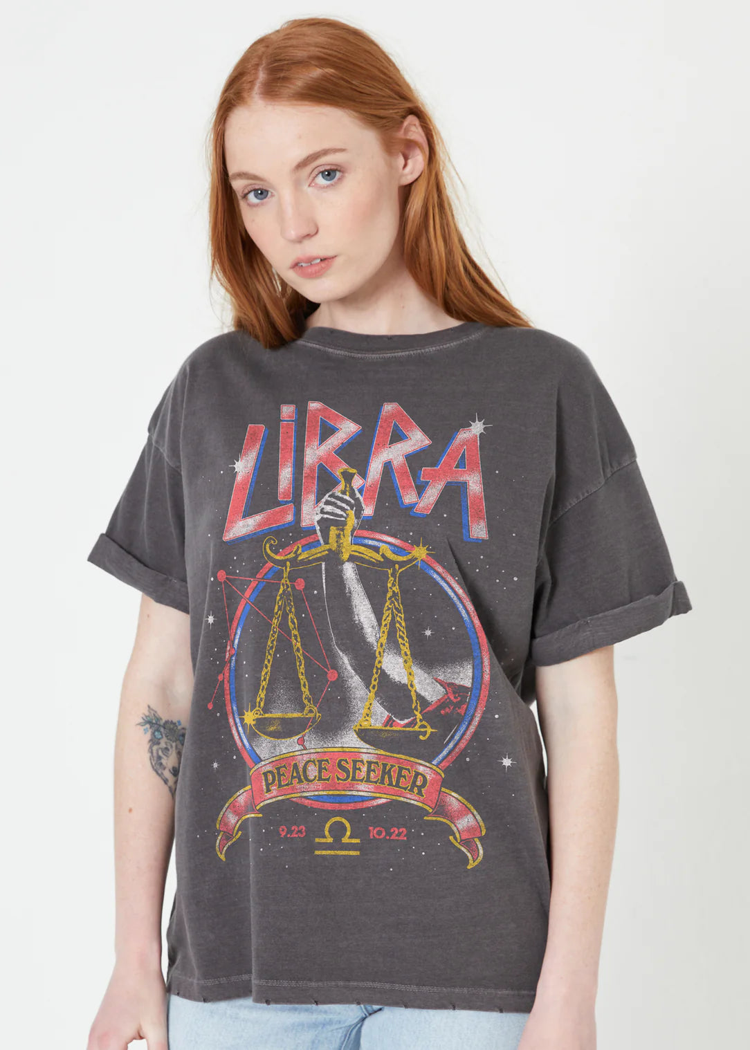 VINTAGE GRAPHIC ZODIAC TEE