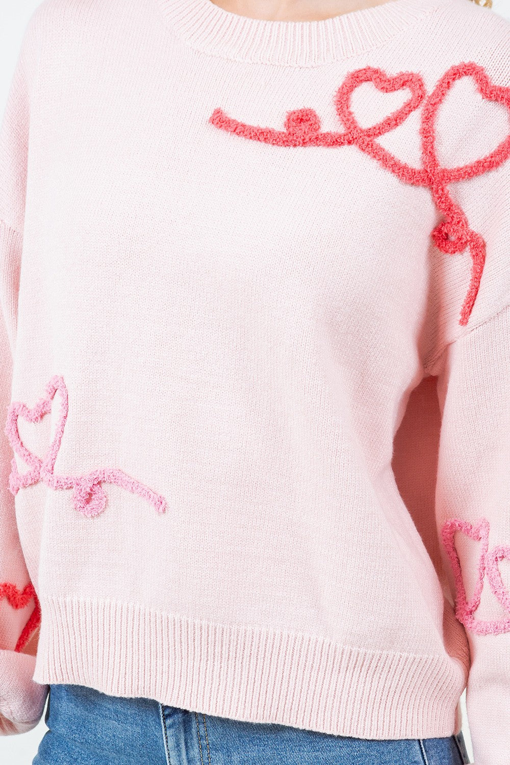 EMBROIDERED HEART SWEATER