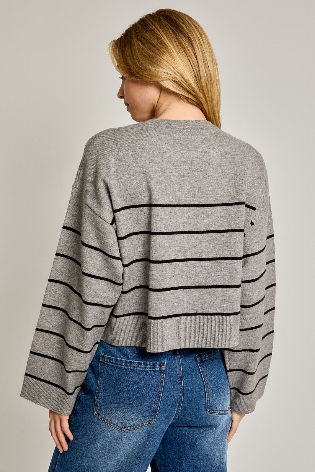 BOXY STRIPED SWEATER